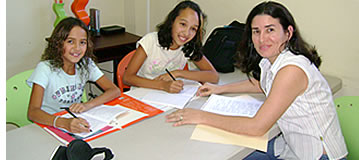 Many of our Spanish teachers have plenty of experience teaching Spanish to kids from 4 - 12 years old